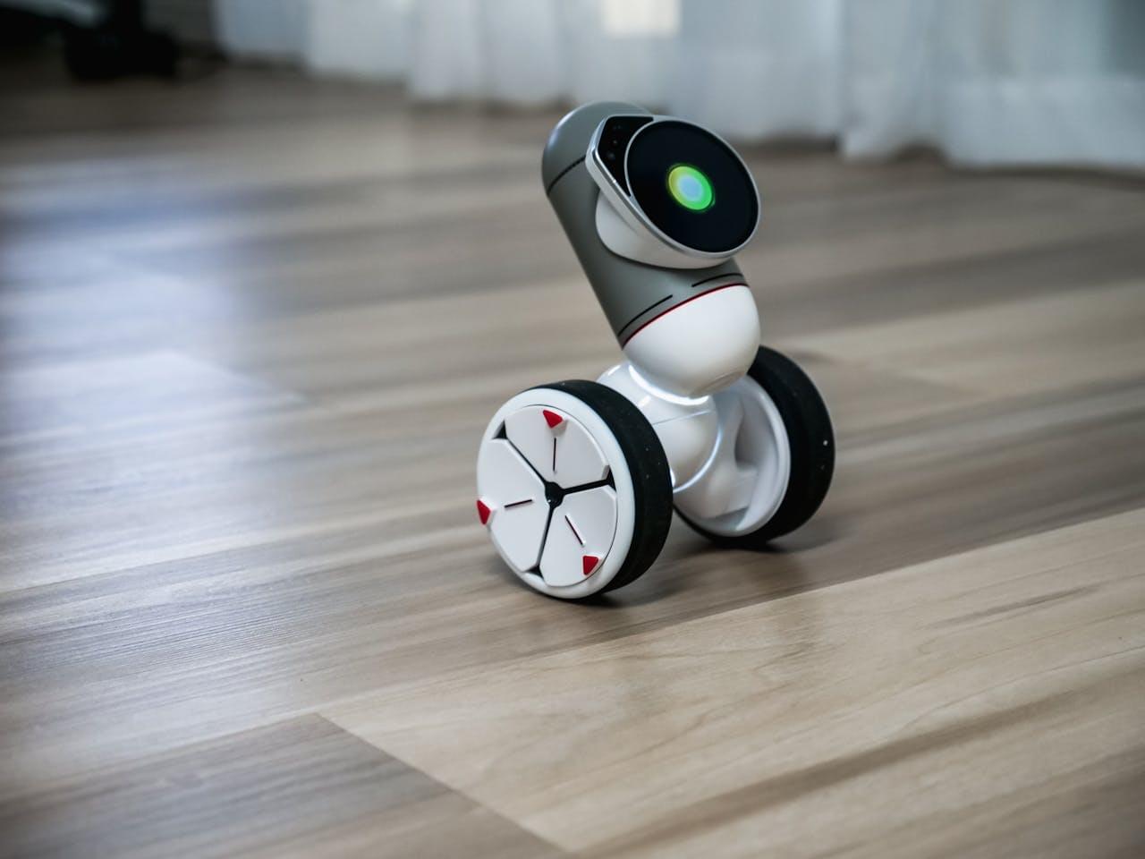 Примеры использования ботов и AI-ассистентов